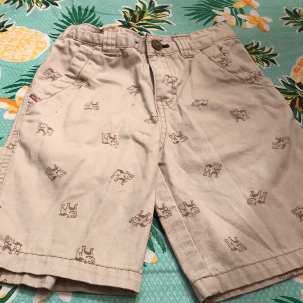 OSHKOSH Boys short size 4T
